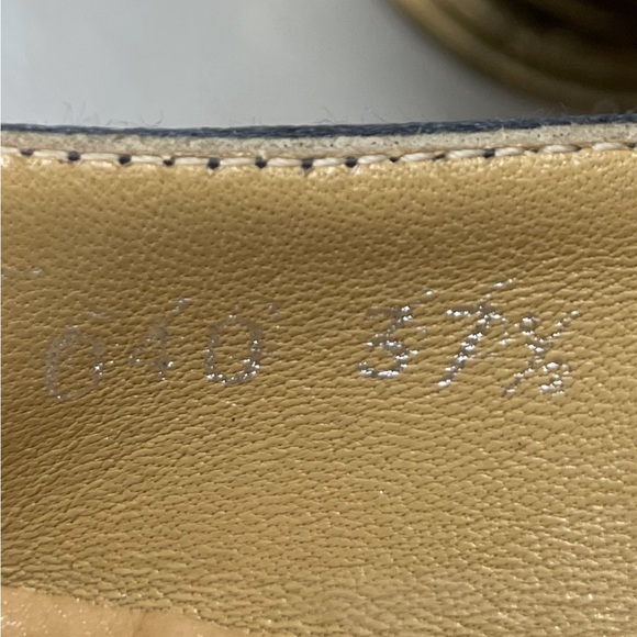 Valentino Garavani slik flats whit jefe les toe sz 7.5 made in italy - Picture 14 of 16